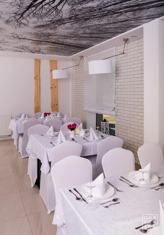 Gosciniec Debicki Hotel Debica  Exterior photo